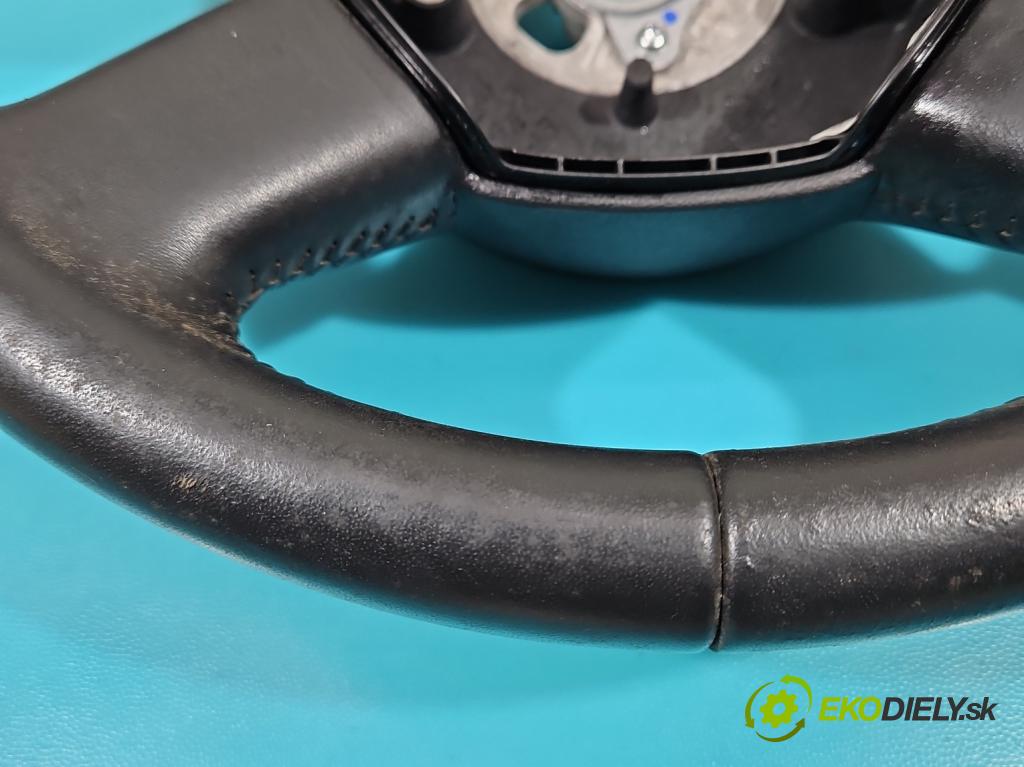 Audi Q5 2008-2016 2.0 TFSI 211KM manual 155 kW 1984 cm3 5- volant 8P04196894 (Volanty)