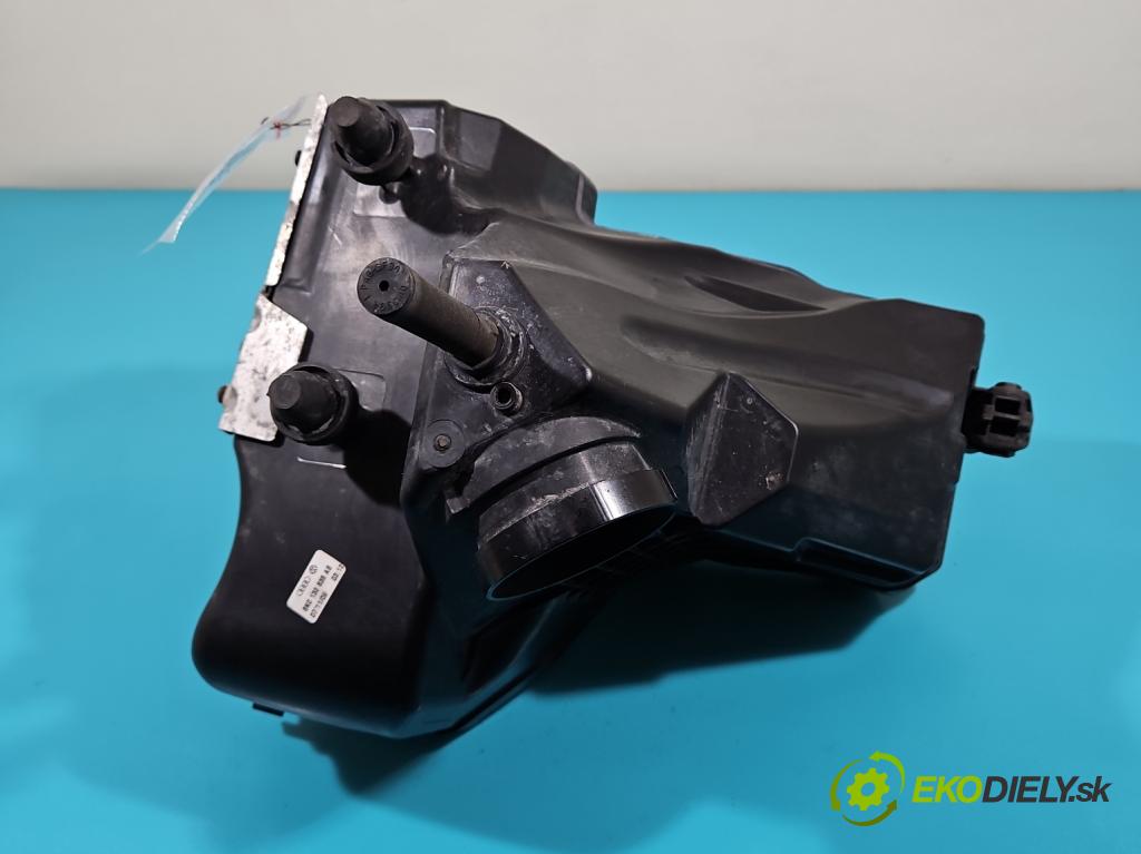 Audi Q5 2008-2016 2.0 TFSI 211KM manual 155 kW 1984 cm3 5- obal filtra vzduchu 8K0133843E (Obaly filtrov vzduchu)