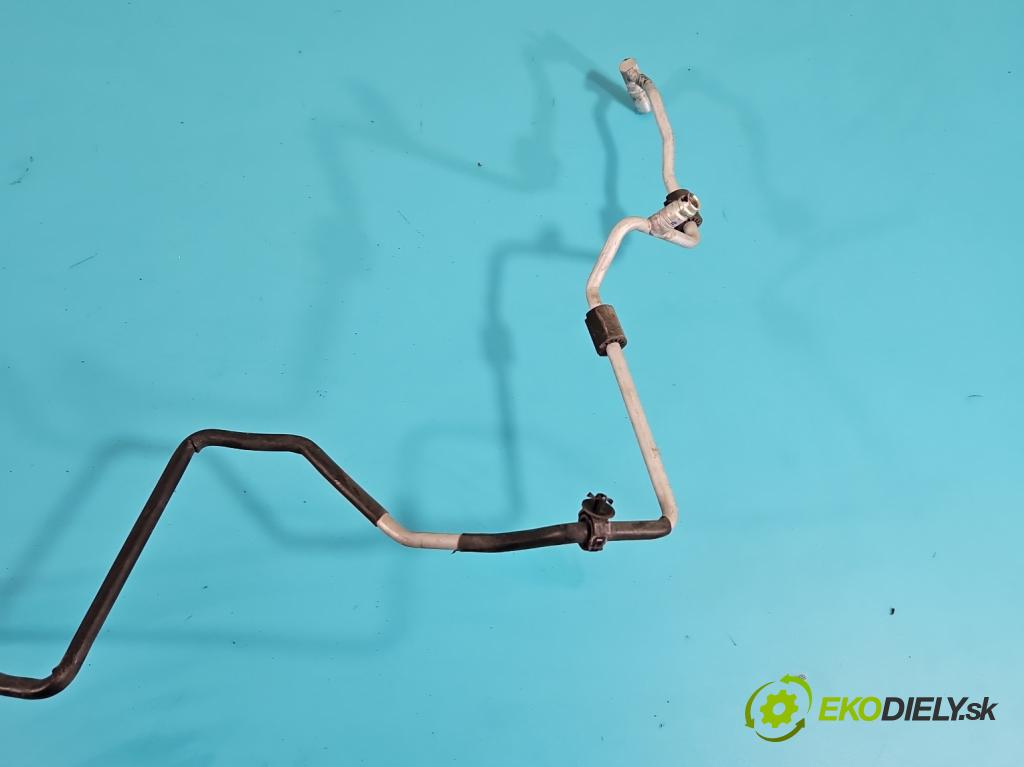 Audi Q5 2008-2016 2.0 TFSI 211KM manual 155 kW 1984 cm3 5- rúrka klimatizácie 8R02603678