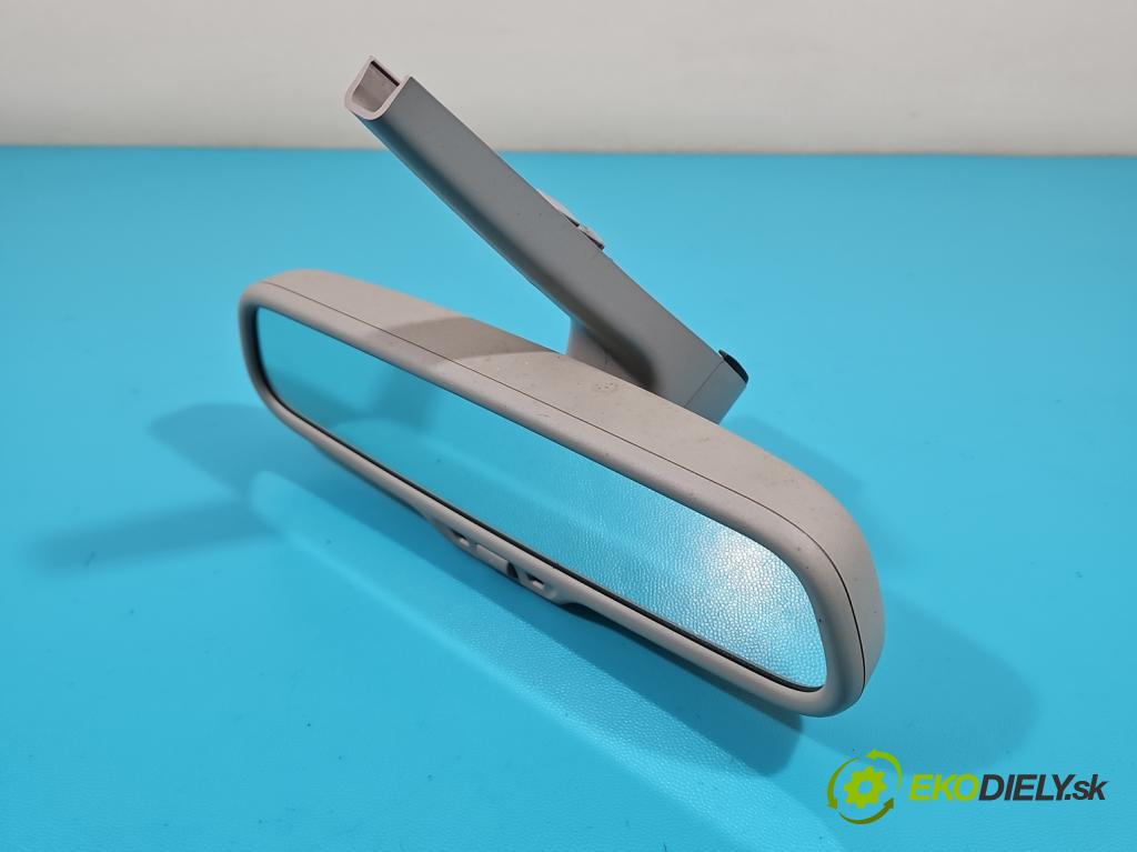 Audi Q5 2008-2016 2.0 TFSI 211KM manual 155 kW 1984 cm3 5- zpětné zrcátko vnitřní 8R0857511 (Světla vnitřní)