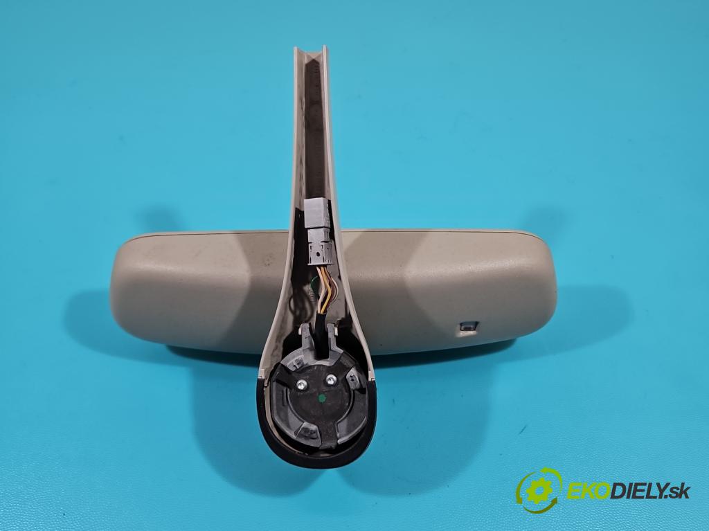 Audi Q5 2008-2016 2.0 TFSI 211KM manual 155 kW 1984 cm3 5- zpětné zrcátko vnitřní 8R0857511 (Světla vnitřní)