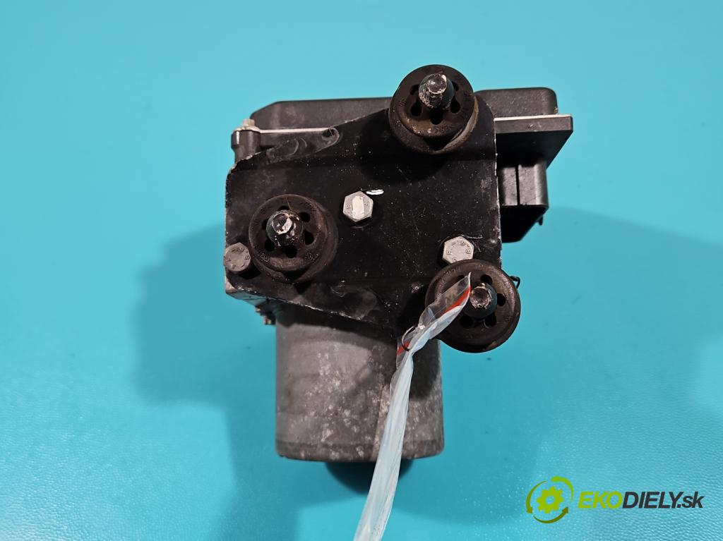 Audi Q5 2008-2016 2.0 TFSI 211KM manual 155 kW 1984 cm3 5- čerpadlo abs 8R0907379M (Pumpy ABS)