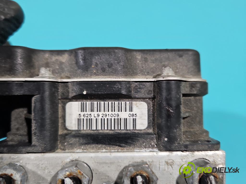 Audi Q5 2008-2016 2.0 TFSI 211KM manual 155 kW 1984 cm3 5- čerpadlo abs 8R0907379M (Pumpy ABS)