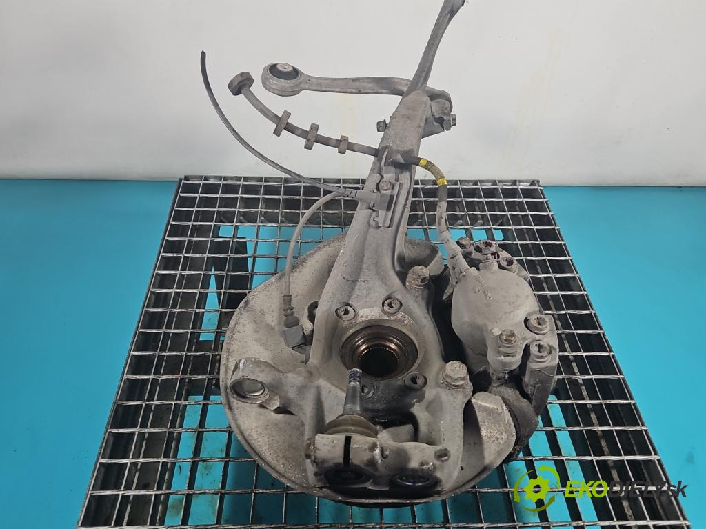 Audi Q5 2008-2016 2.0 TFSI 211KM manual 155 kW 1984 cm3 5- náboj pravé  (Náboje)