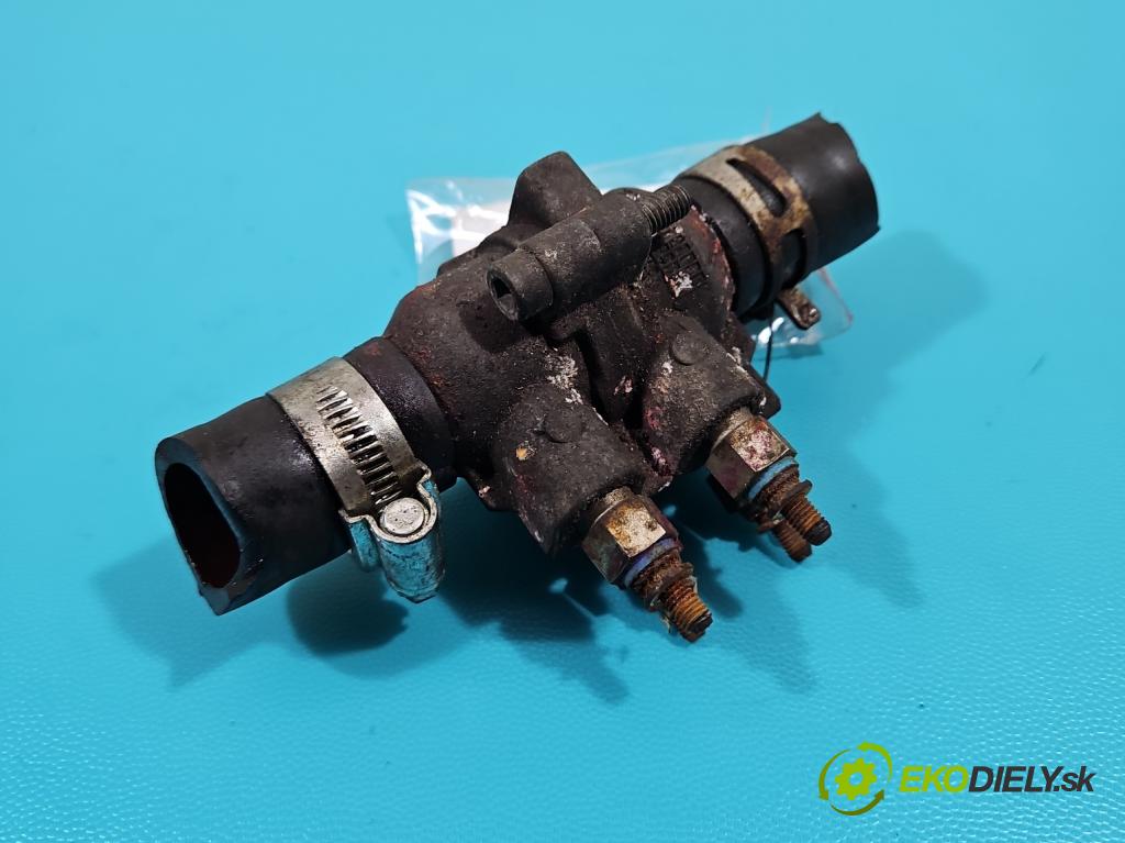 Renault Master III 2010-2019 2.3 dci 101 hp manual 74 kW 2299 cm3 5- Ohřívač: vody  (Ohřívání, ventilace)