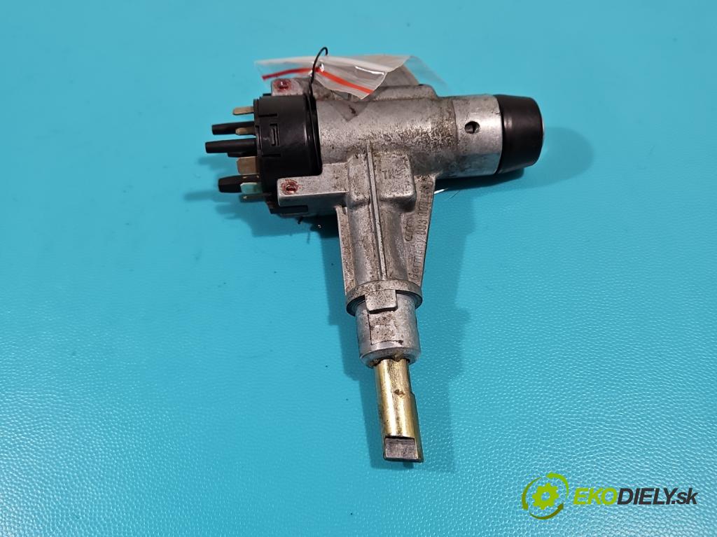 Audi 80 B4 1991-1994 2.0 90 HP manual 66 kW 1984 cm3 4- Spínačka  (Spínacie skrinky a kľúče)