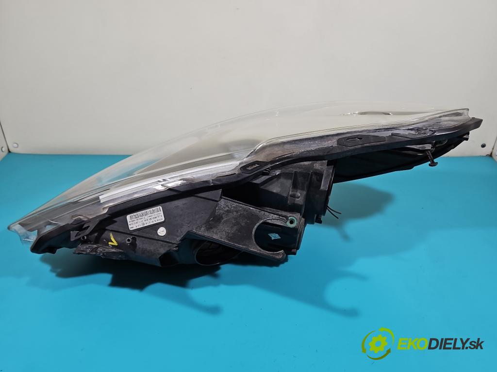 Citroen DS5 2011-2015 1.6 THP 156 HP automatic 115 kW 1598 cm3 5- Reflektor: pravý 9802086580 (Pravé)