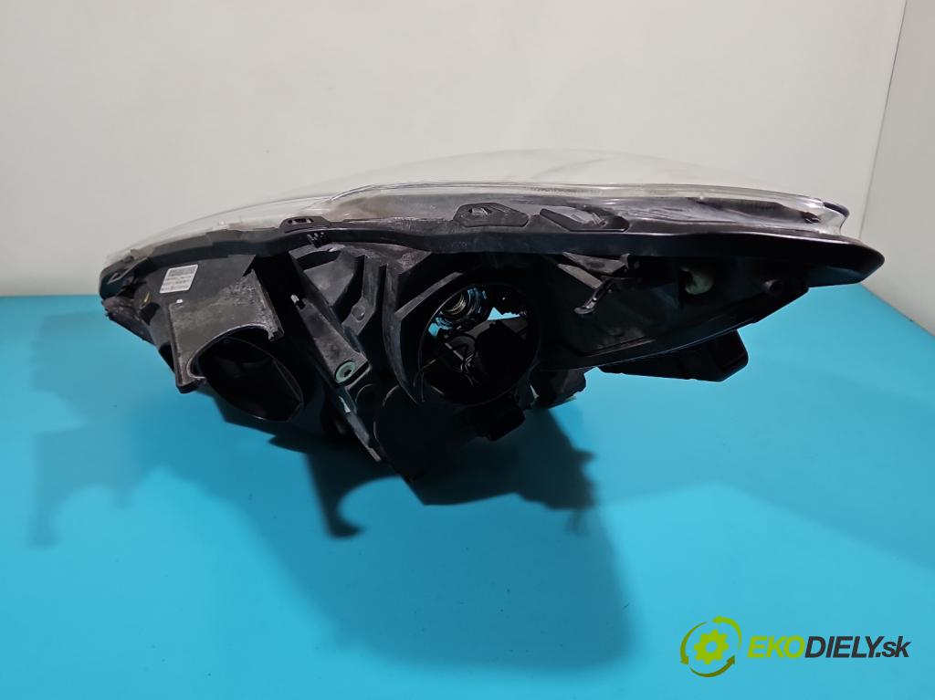 Citroen DS5 2011-2015 1.6 THP 156 HP automatic 115 kW 1598 cm3 5- Reflektor: pravý 9802086580 (Pravé)