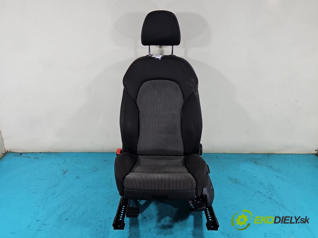 Audi A4 B8 2007-2015 1.8 TFSI 120 HP manual 88 kW 1798 cm3 5- Sedačka ľavý  (Sedačky, sedadlá)