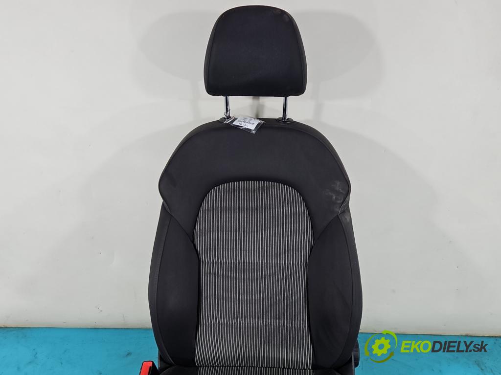 Audi A4 B8 2007-2015 1.8 TFSI 120 HP manual 88 kW 1798 cm3 5- Sedačka ľavý (Sedačky, sedadlá)