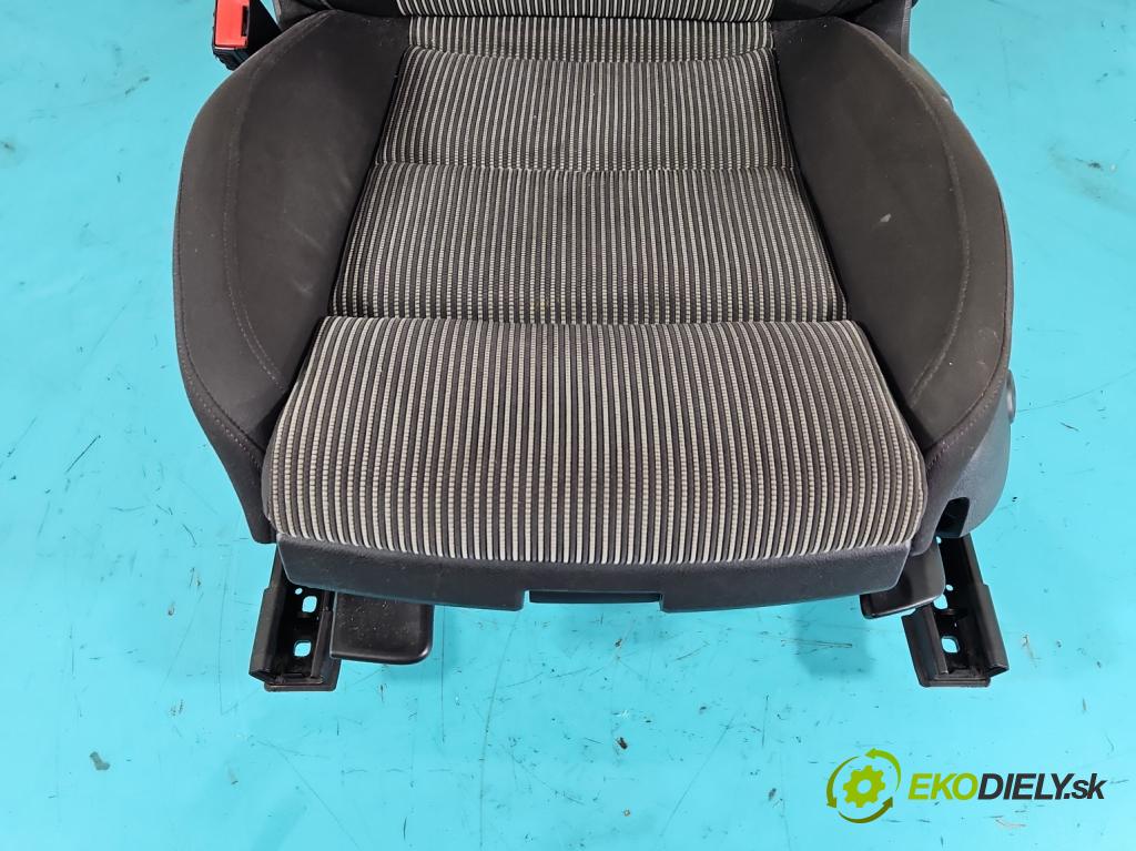 Audi A4 B8 2007-2015 1.8 TFSI 120 HP manual 88 kW 1798 cm3 5- Sedačka ľavý (Sedačky, sedadlá)