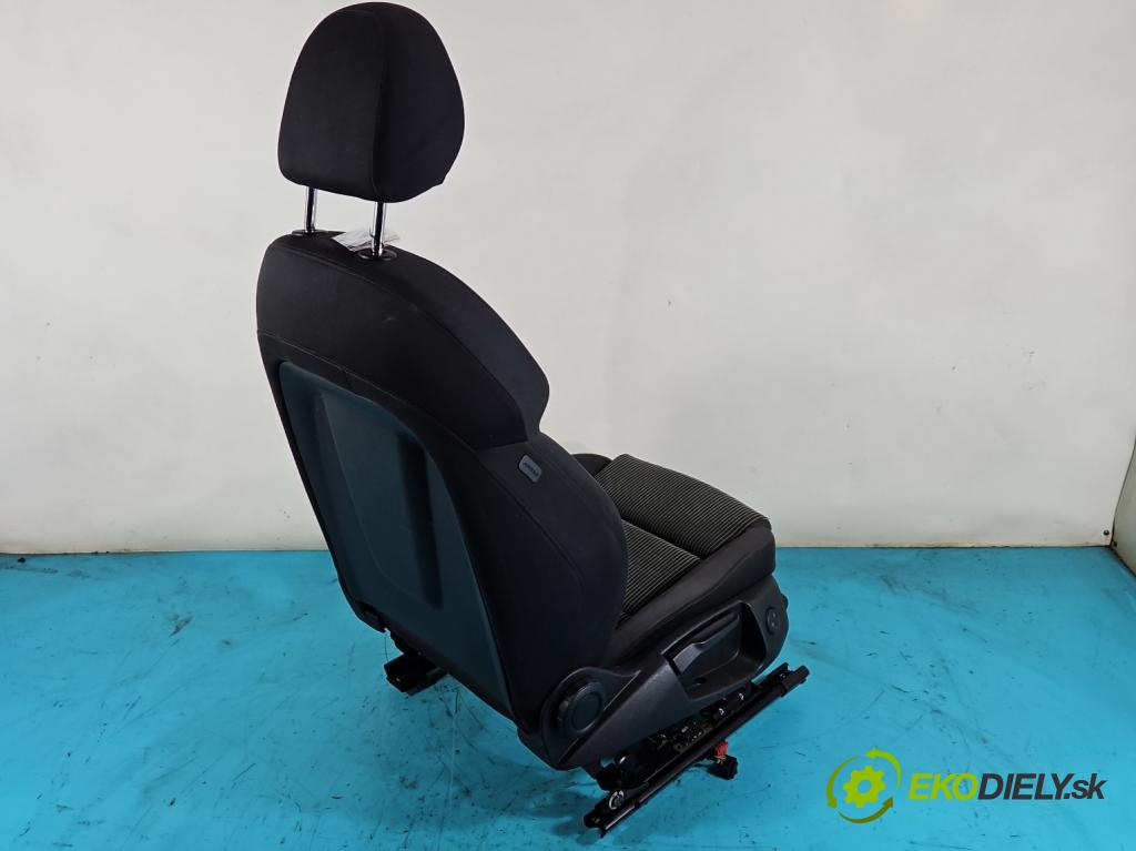 Audi A4 B8 2007-2015 1.8 TFSI 120 HP manual 88 kW 1798 cm3 5- Sedačka pravý  (Sedačky, sedadlá)