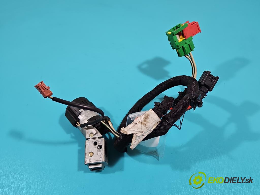 Citroen C8 2002-2014 2.0 hdi 110 HP manual 81 kW 1997 cm3 5- Spínačka  (Spínacie skrinky a kľúče)