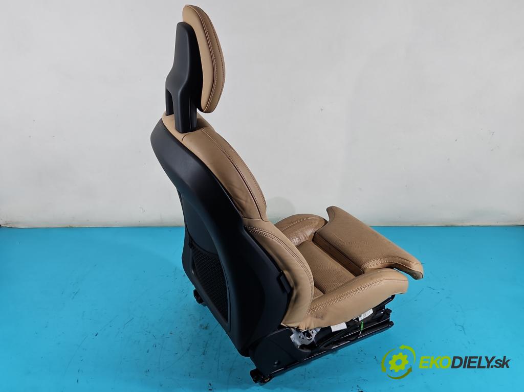 Volvo V90 2016- 2.0 D5 235 HP automatic 173 kW 1969 cm3 5- Sedačka ľavý  (Sedačky, sedadlá)