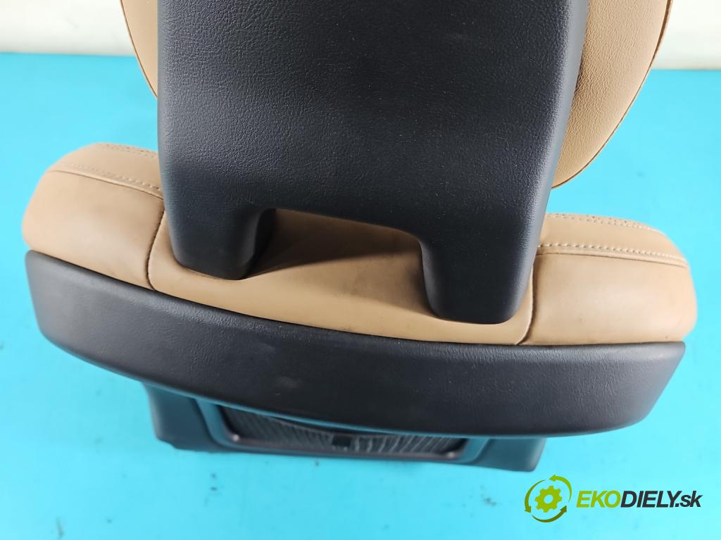 Volvo V90 2016- 2.0 D5 235 HP automatic 173 kW 1969 cm3 5- Sedačka ľavý  (Sedačky, sedadlá)