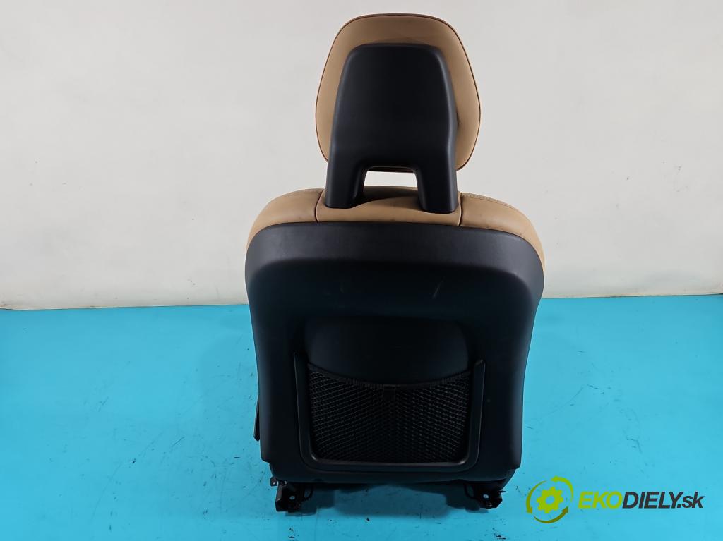 Volvo V90 2016- 2.0 D5 235 HP automatic 173 kW 1969 cm3 5- Sedačka ľavý  (Sedačky, sedadlá)