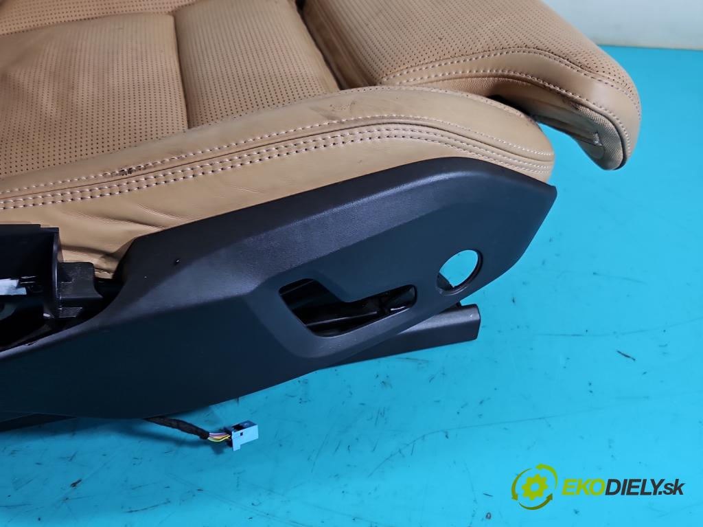 Volvo V90 2016- 2.0 D5 235 HP automatic 173 kW 1969 cm3 5- Sedačka pravý  (Sedačky, sedadlá)