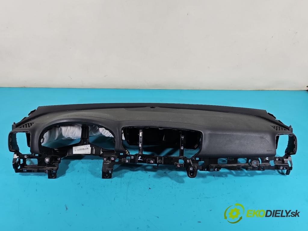 Kia Sportage IV 2015-2021 1.7 crdi 141 HP automatic 104 kW 1685 cm3 5- kokpit,pristrojová doska rozdeľovacia 