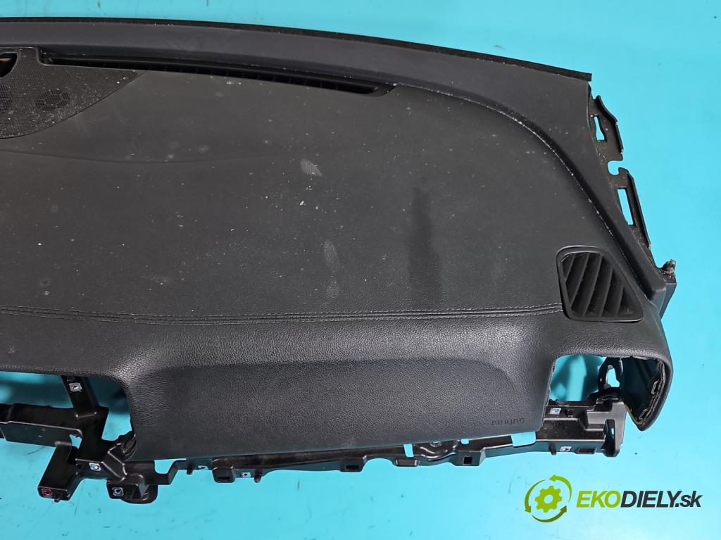 Kia Sportage IV 2015-2021 1.7 crdi 141 HP automatic 104 kW 1685 cm3 5- kokpit,pristrojová doska rozdeľovacia