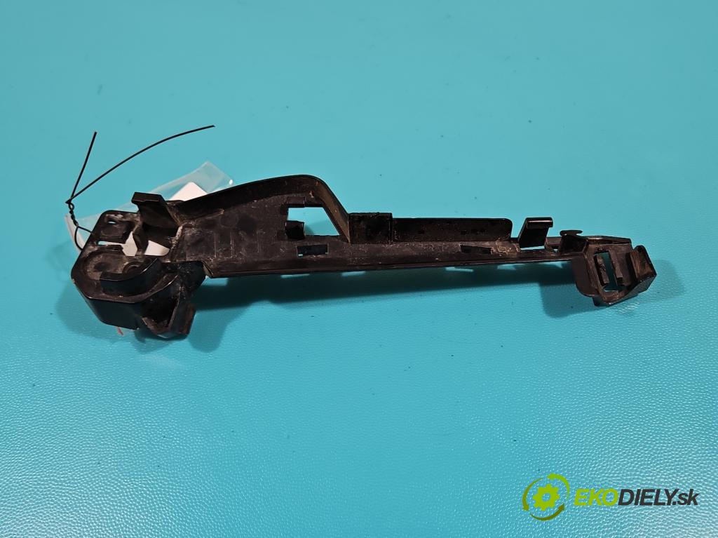 Volvo V90 2016- 2.0 D5 235 hp automatic 173 kW 1969 cm3 5- Boty: nárazníku přední pravý 31663021