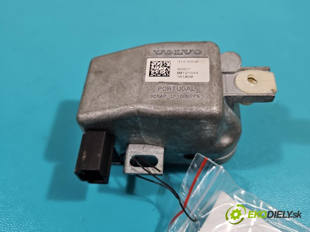 Volvo V90 2016- 2.0 D5 235 HP automatic 173 kW 1969 cm3 5- Blokáda: řízení: 31476490 (Ostatné)