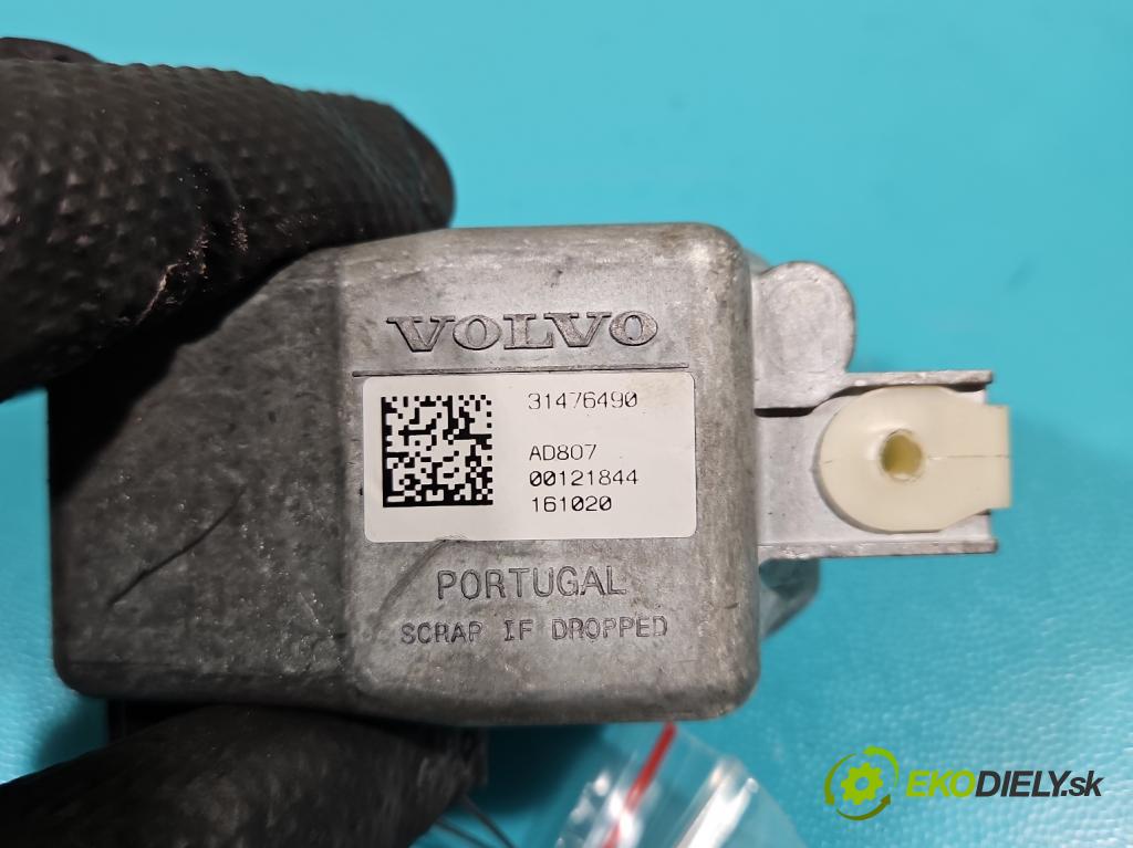 Volvo V90 2016- 2.0 D5 235 HP automatic 173 kW 1969 cm3 5- Blokáda: řízení: 31476490 (Ostatné)