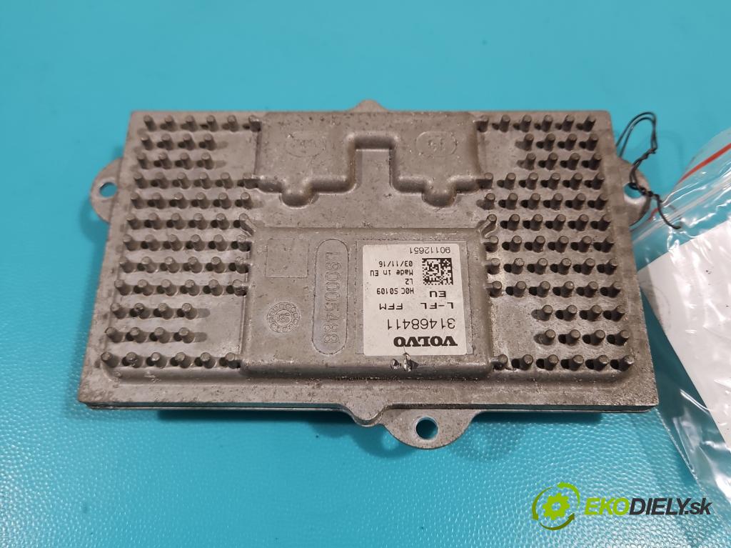 Volvo V90 2016- 2.0 D5 235 HP automatic 173 kW 1969 cm3 5- střídač: xenon 31468411 (Riadiaca jednotka xenónu)