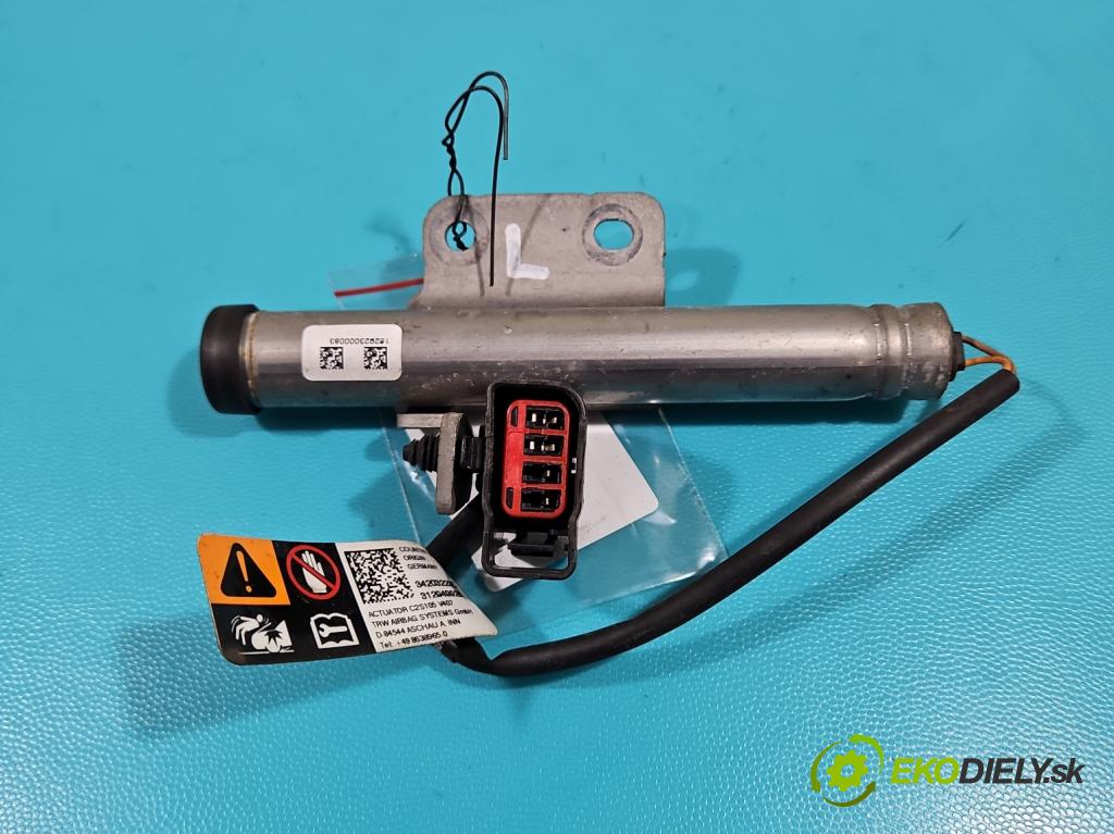 Volvo V90 2016- 2.0 D5 235 HP automatic 173 kW 1969 cm3 5- snímač šokovat: 31688050 (Snímače nárazu)