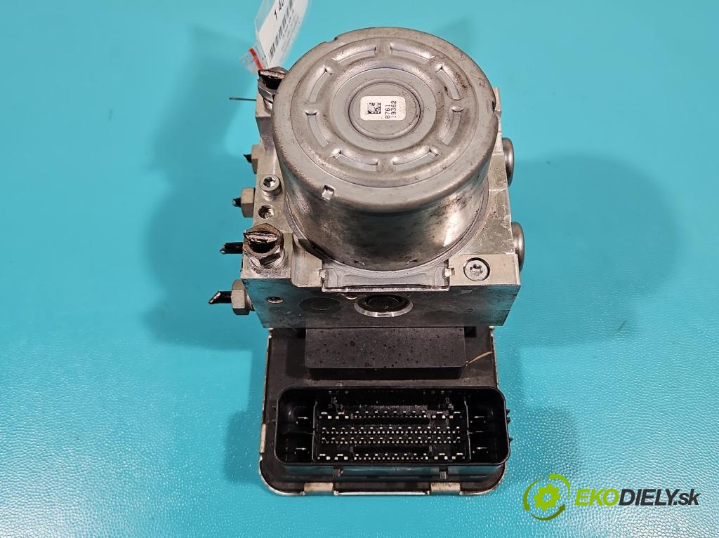 Volvo V90 2016- 2.0 D5 235 hp automatic 173 kW 1969 cm3 5- čerpadlo abs P31680101 (Pumpy brzdové)