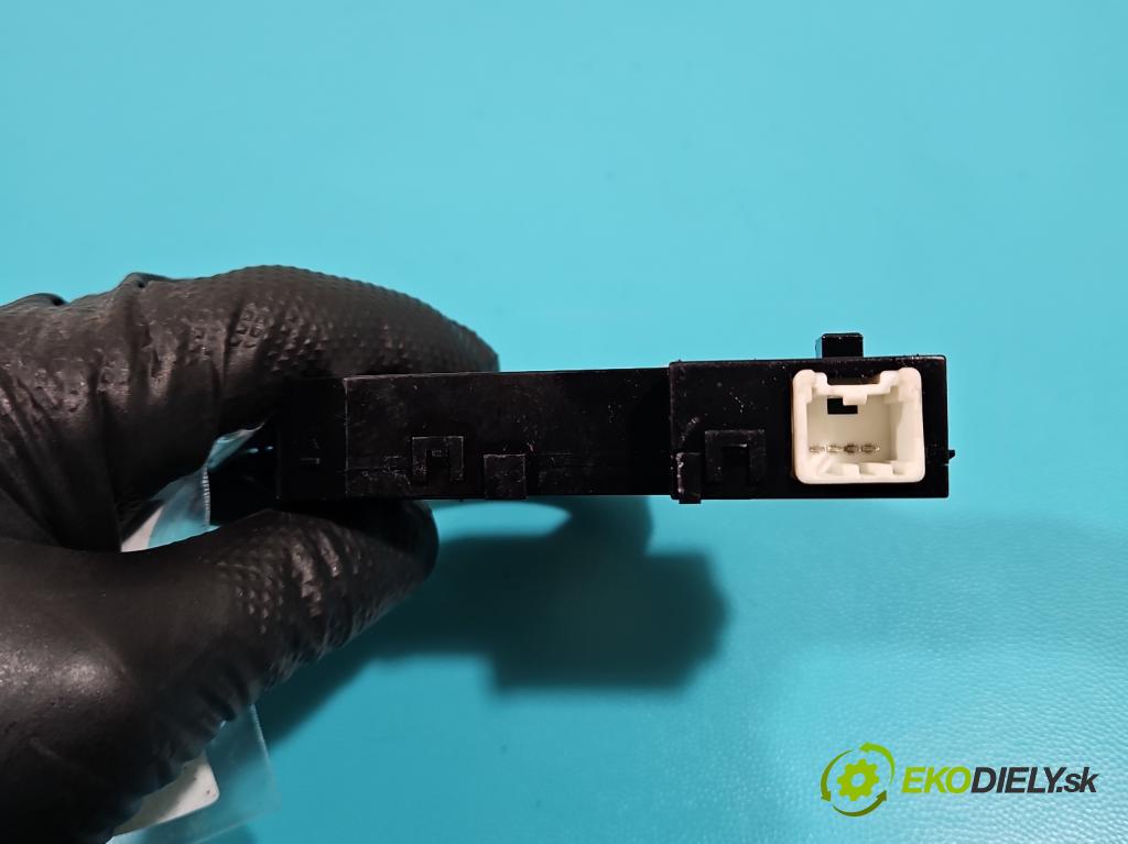 Ford C-Max I 2003-2010 1.8 16V 125 HP manual 92 kW 1798 cm3 5- snímač uhla otočenie: 3M5T-3F818-AC