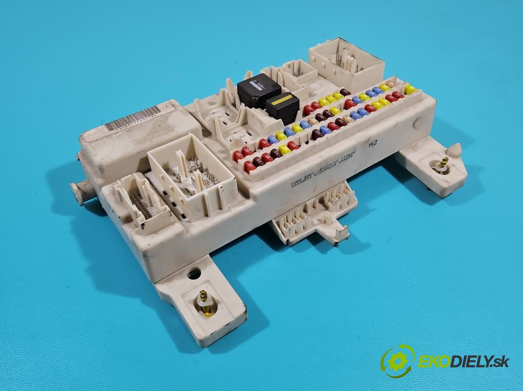 Ford C-Max I 2003-2010 1.8 16V 125 hp manual 92 kW 1798 cm3 5- skříňka pojistková 4M5T-14A073-CC (Pojistkové skříňky)