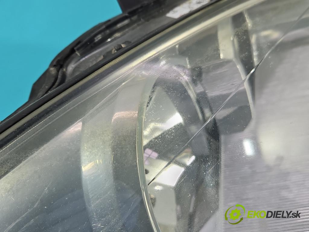 Ford Focus Mk1 1998-2004 1.8 tddi 90 HP manual 66 kW 1753 cm3 5- Reflektor: pravý  (Pravé)