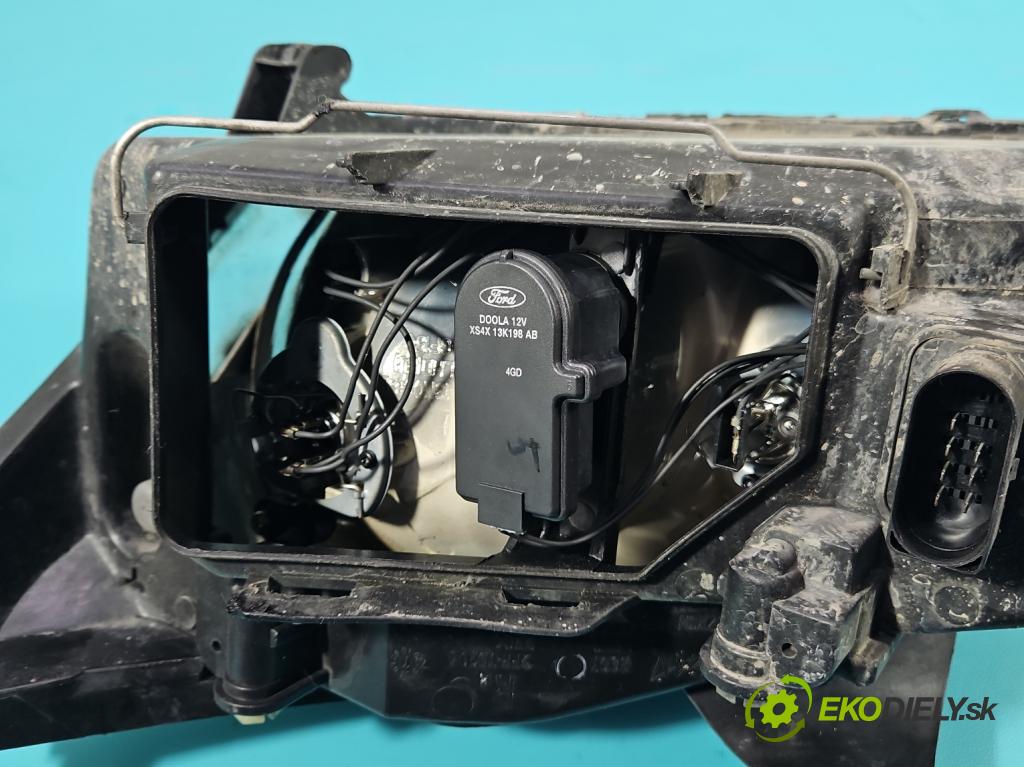 Ford Focus Mk1 1998-2004 1.8 tddi 90 HP manual 66 kW 1753 cm3 5- Reflektor: pravý  (Pravé)