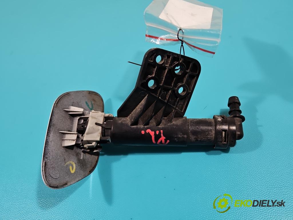 Kia Sportage IV 2015-2021 1.7 crdi 141 HP automatic 104 kW 1685 cm3 5- ostrekovač reflektor: ľavý  (Motorček ostrekovačov)