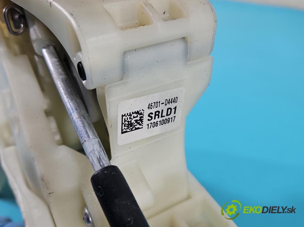 Kia Sportage IV 2015-2021 1.7 crdi 141 HP automatic 104 kW 1685 cm3 5- Páka: Změny: stupeň,rýchlosť 46701-D4440 (Rýchlostná páka (kulisa))