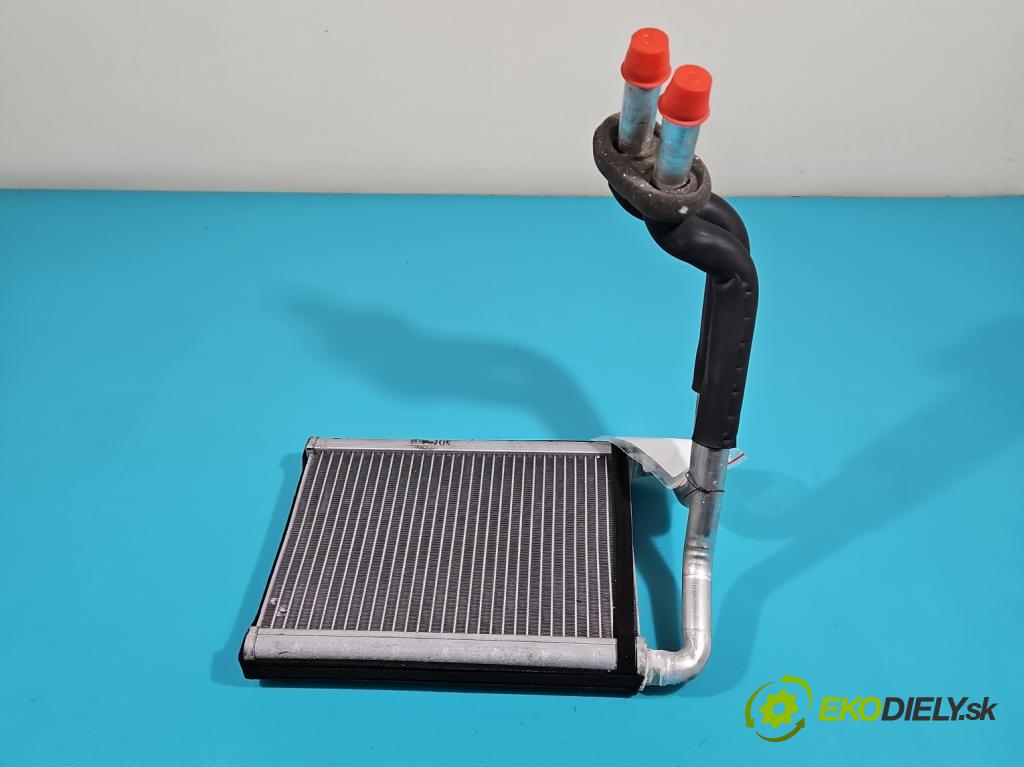 Kia Sportage IV 2015-2021 1.7 crdi 141 hp automatic 104 kW 1685 cm3 5- radiátor  (Radiátory topení)