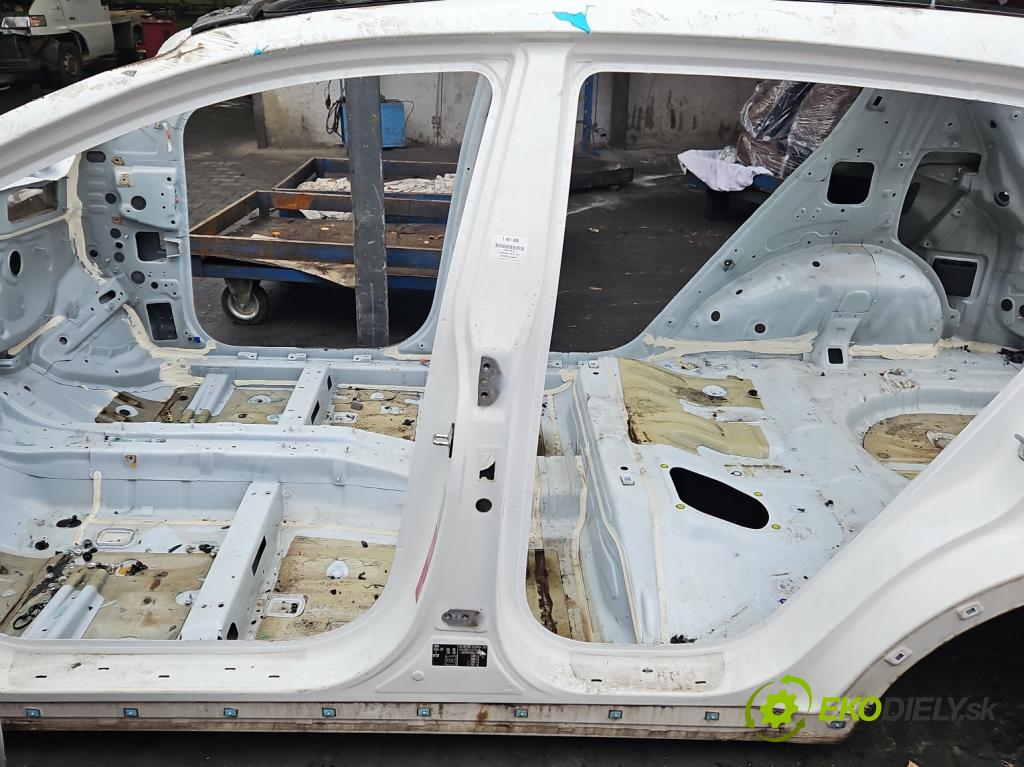 Kia Sportage IV 2015-2021 1.7 crdi 141 hp automatic 104 kW 1685 cm3 5- práh levý  (Ostatní)