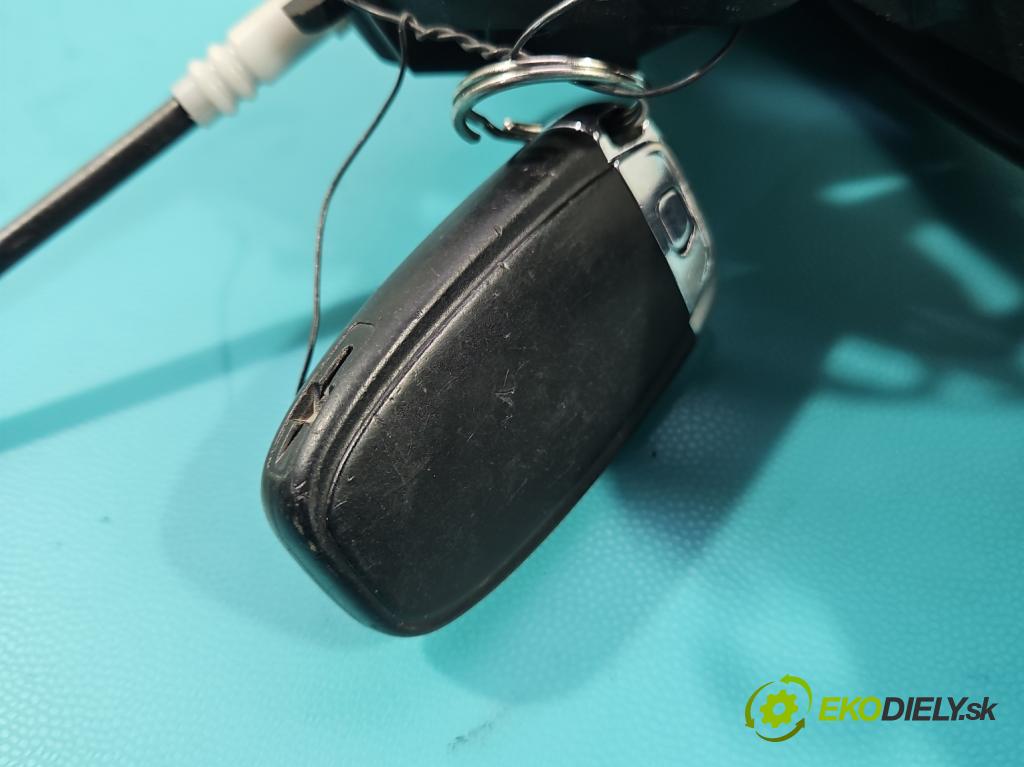 Audi A4 B8 2007-2015 1.8 TFSI 120 HP manual 88 kW 1798 cm3 5- rukoväť predné ľavé mimo: 8T01837885 (Vonkajšie predné ľavé)