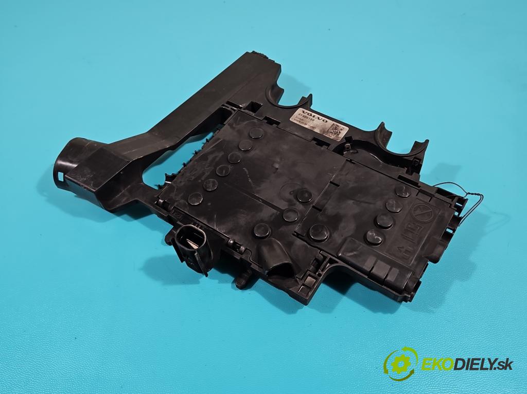 Volvo V90 2016- 2.0 D5 235 hp automatic 173 kW 1969 cm3 5- skříňka pojistková 31499159 (Pojistkové skříňky)