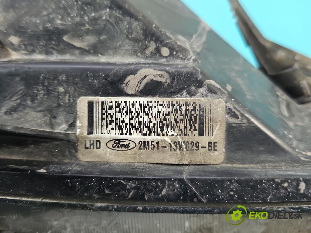 Ford Focus Mk1 1998-2004 1.6 16V 101 HP manual 74 kW 1596 cm3 3- Reflektor: pravý  (Pravé)