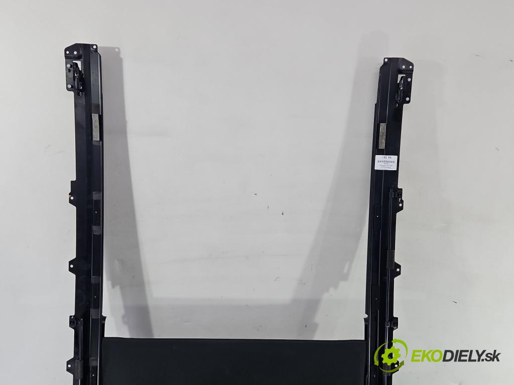 Kia Sportage IV 2015-2021 1.7 crdi 141 HP automatic 104 kW 1685 cm3 5- roleta (Rolety kufra)