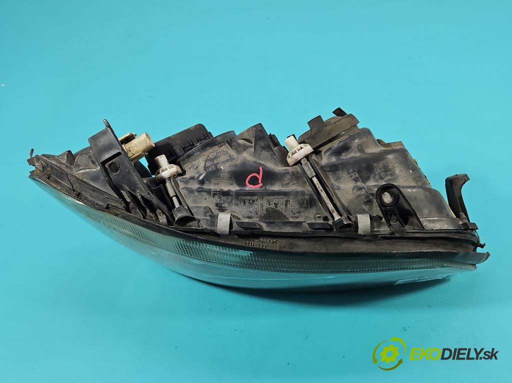 Opel Omega B 1994-2003 2.2 16V 144 HP manual 106 kW 2198 cm3 5- Reflektor: pravý  (Pravé)