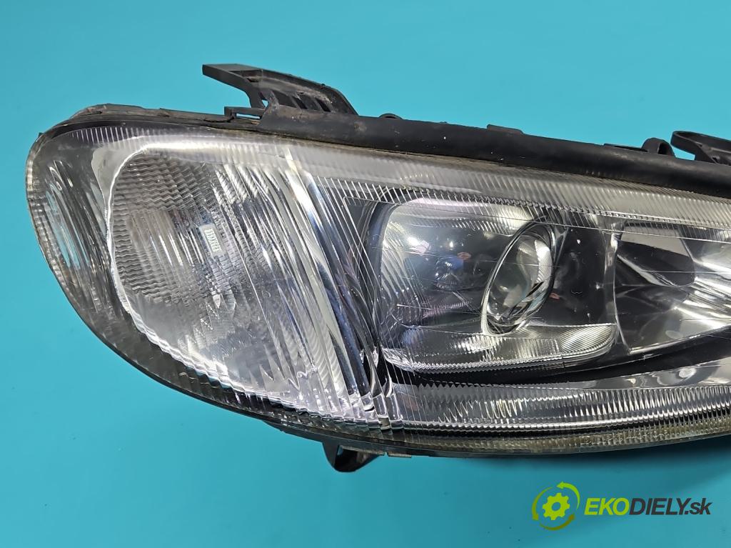 Opel Omega B 1994-2003 2.2 16V 144 HP manual 106 kW 2198 cm3 5- Reflektor: pravý  (Pravé)