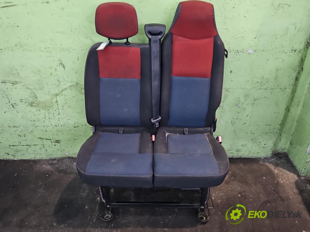Renault Master III 2010-2019 2.3 dci 145 HP manual 107 kW 2299 cm3 5- Sedačka pravý  (Sedačky, sedadlá)