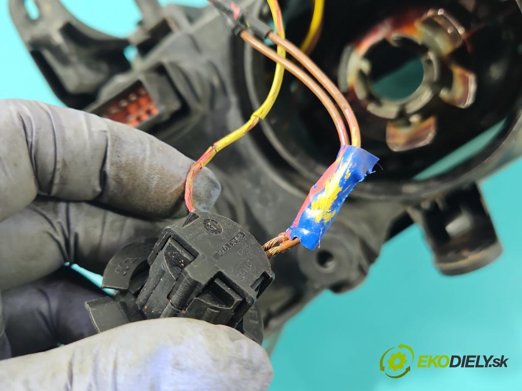 Saab 9-3 II 2002-2012 2.0 T 150 HP manual 110 kW 1998 cm3 4- Reflektor: pravý (Pravé)