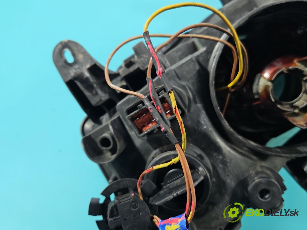 Saab 9-3 II 2002-2012 2.0 T 150 HP manual 110 kW 1998 cm3 4- Reflektor: pravý (Pravé)