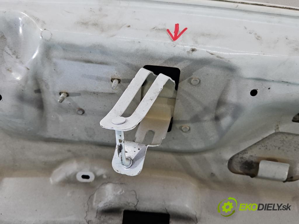 Toyota Proace II 2016- 2.0 D4D 122 HP manual 90 kW 1997 cm3 5- kapota predná