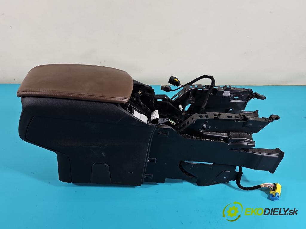 Citroen DS5 2011-2015 1.6 THP 156 HP automatic 115 kW 1598 cm3 5- operadlo 9686964777 (Lakťové opierky)