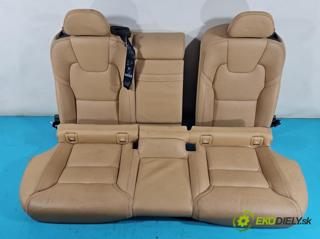 Volvo V90 2016- 2.0 D5 235 HP automatic 173 kW 1969 cm3 5- Pohovka: zadné  (Sedačky, sedadlá)