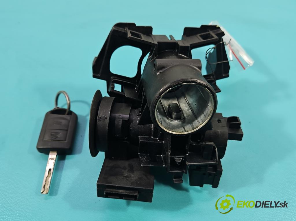 Opel Corsa C 2000-2006 1,3.0 cdti 69KM manual 51 kW 1248 cm3 3- Spínačka 90589313 (Spínacie skrinky a kľúče)